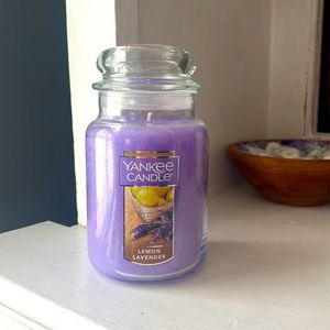 Yankee Candle - lemon lavender- brand new! 22 oz.